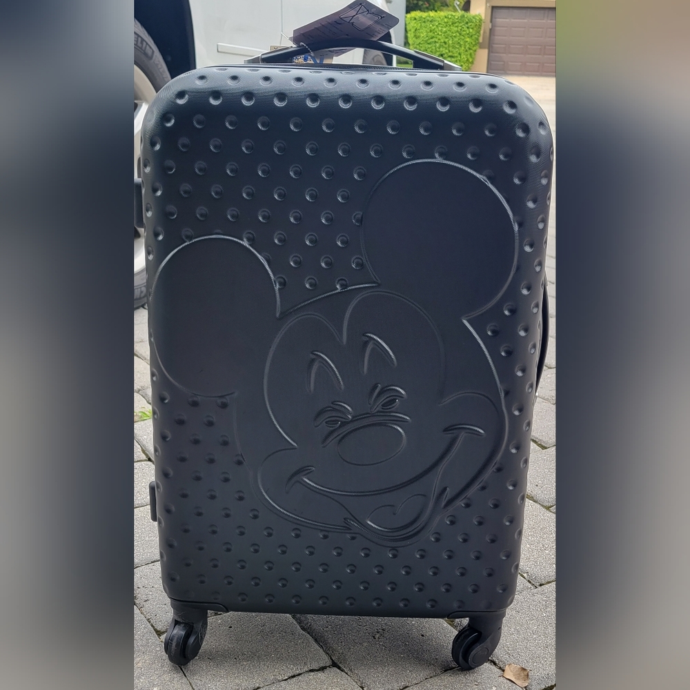 Bioworld Mickey Suitcase 24"